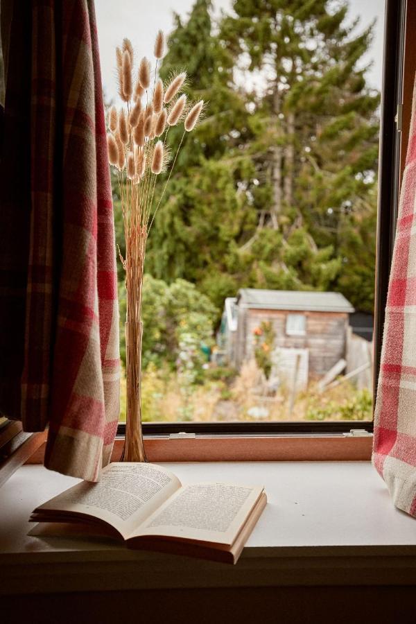 Crossroads Cottage Drumnadrochit Bagian luar foto